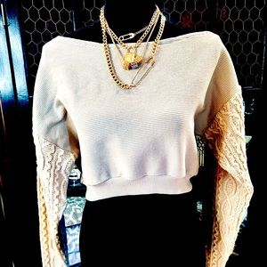 Gorgeous Manièr e De Voir Nude Sweater size 6
